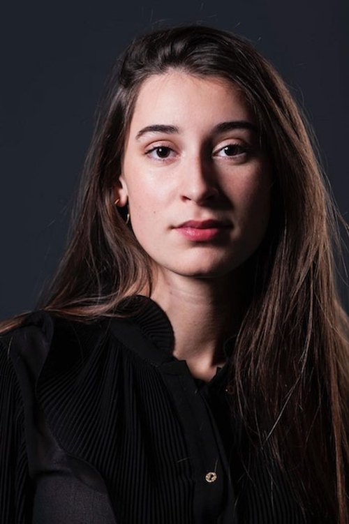 Gracija Filipović as Amra