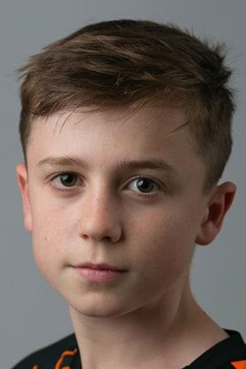 Toby Oliver as Mike