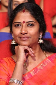 Easwari Rao as Kameshwari, Anand's mother