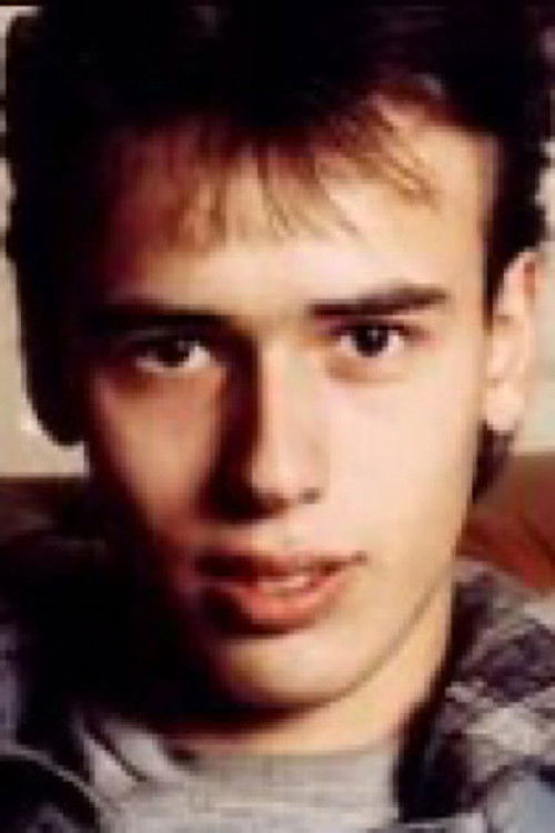 Mark Sink as Le Jeune Paysan