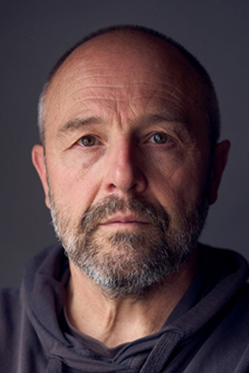 Simon Fellows as Gorm (voice)