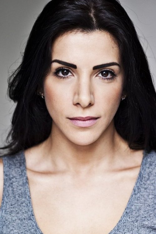 Hayat Kamille as Bianca