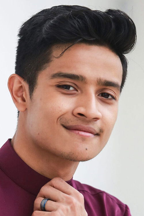 Afieq Shazwan as Leftenan Fayyad Noah