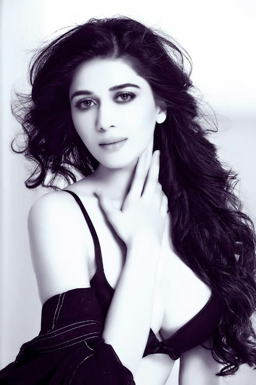 Mishika Chourasia as Natasha