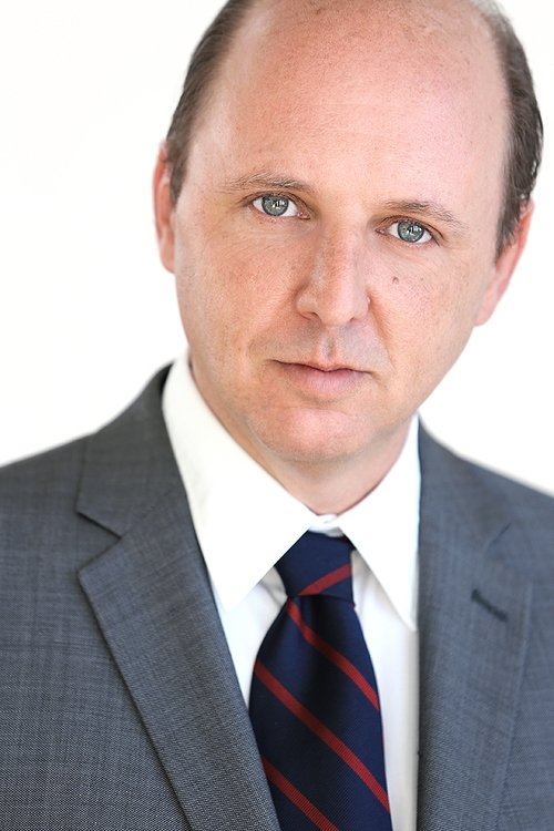 Bill Stevenson as Mail Boy