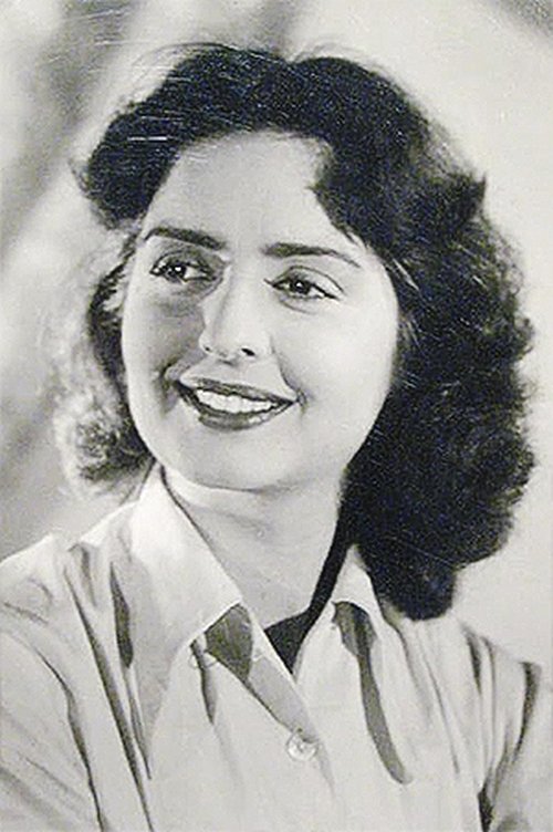 Fada Santoro as Mariana