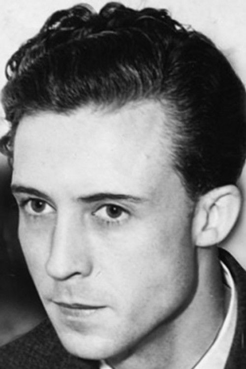 Ken Niles as Ken, Radio Announcer