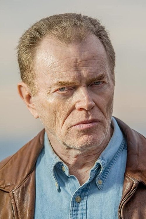 Mark Phelan as Policeman