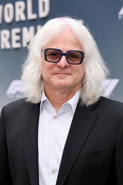 Claudio Miranda as Self