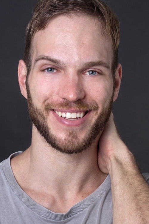 Vinicius Olivo as Felipe