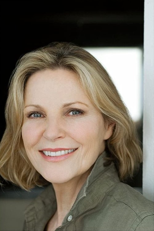 Lisa Eichhorn as Casey