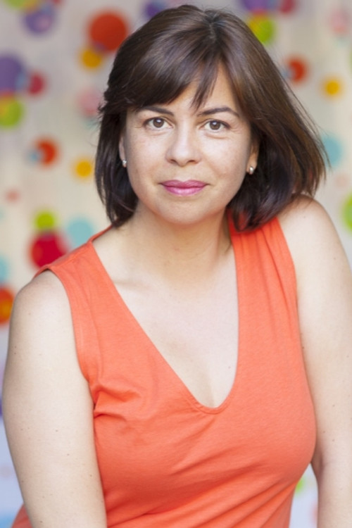 Anne Broussard as Valérie