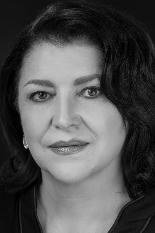 Inna Serpokryl as master of ceremonies