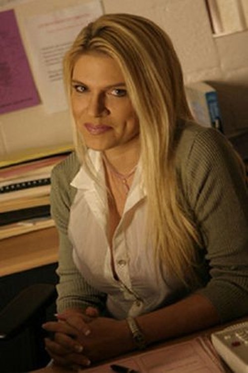 Sazzy Lee Calhoun as Amy