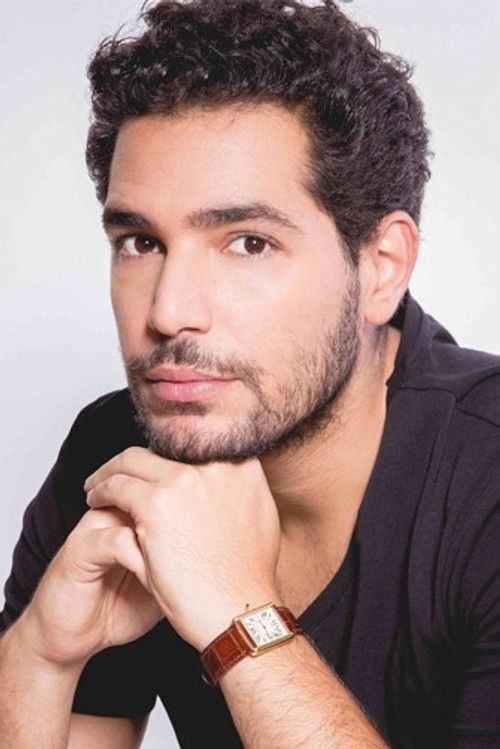 Karim El-Kerem as Thomas