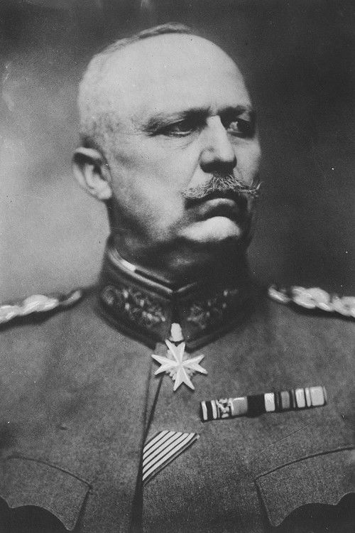 Erich Ludendorff as Self