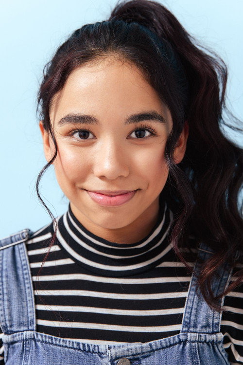 Arwen Monzon-Sanders as Andrea