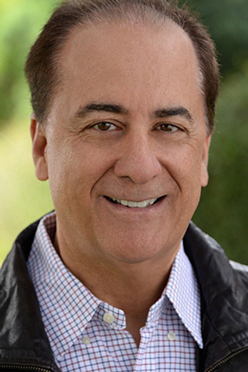 Vincent Lionetti as Agent Davis