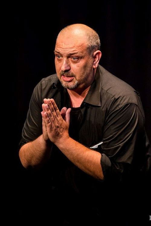 Fabio Fiori as Real estate agent