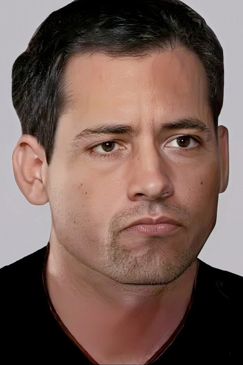 Curt Bailey as Kellen