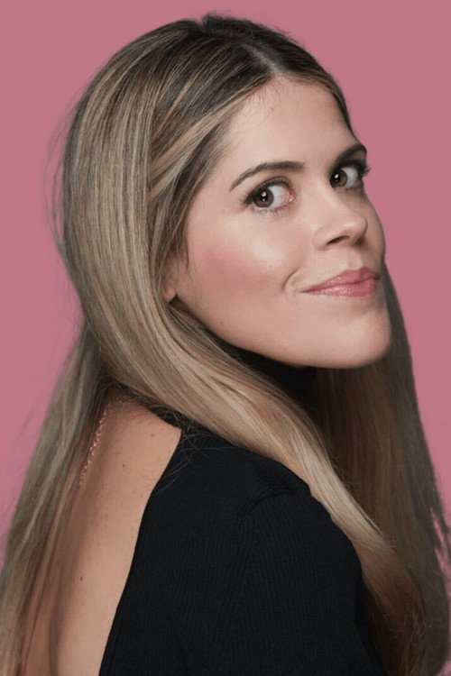 Carla Sala as Josefa Quintales