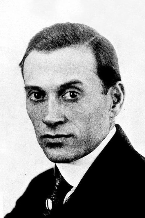 William Nigh as The Blue Streak