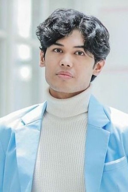 Raja Giannuca as Malik
