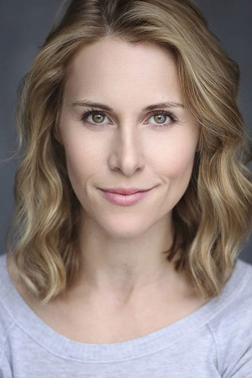 Amy Barnes as Stacey (voice)
