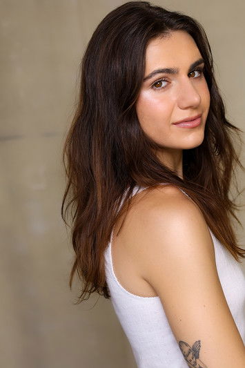 Alena Mauhs as Jane