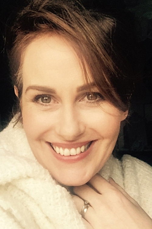 Moya Farrelly as Andrea