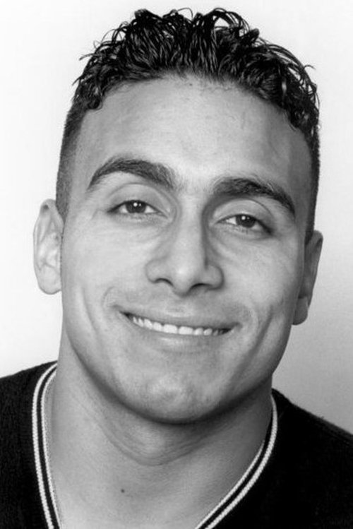 Juan Fernandez as Steve Parker / Homeowner Victim / Bigfoot