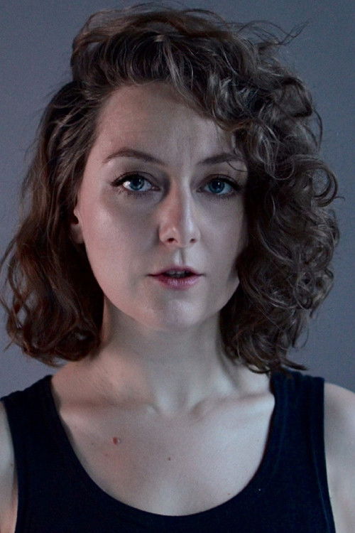 Valeriya Lomakina as маникюрщица