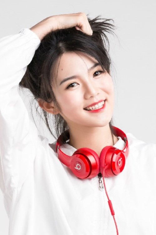 Shi Chaojinzi as Su Chanyi