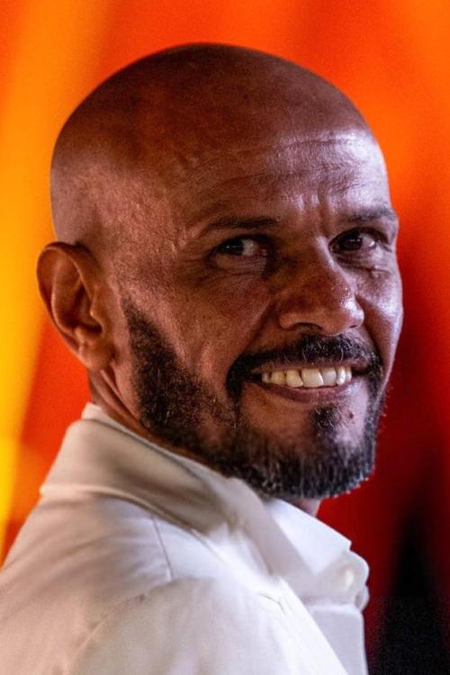 Nazar Gomaa as Akram