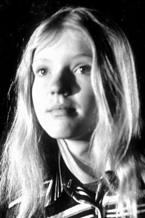 Lenka Pletková as Gábina