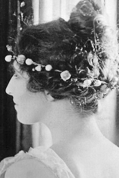 Dorothy West as The Frazier Child, As an Adult