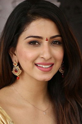 Eshanya Maheshwari as Barbie