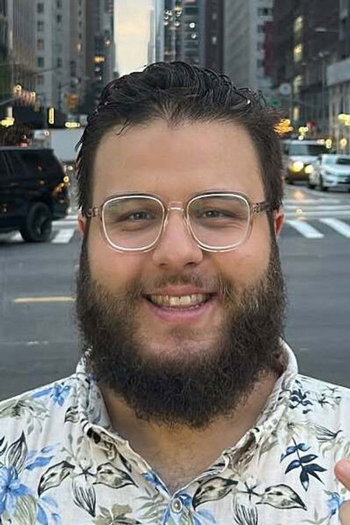 Ali Lamkoref as Self