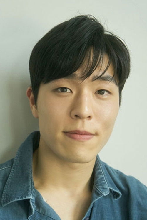 Choi Seung-joon as Staff Sergeant Kim