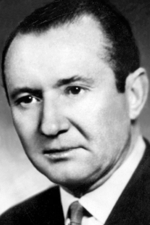 Vladas Jurkūnas as Limping Man with the Ladder