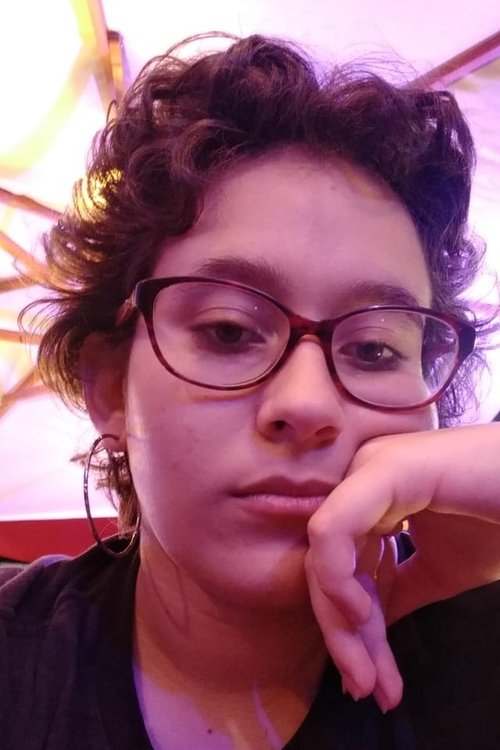 Laura Negrão as Sapierre