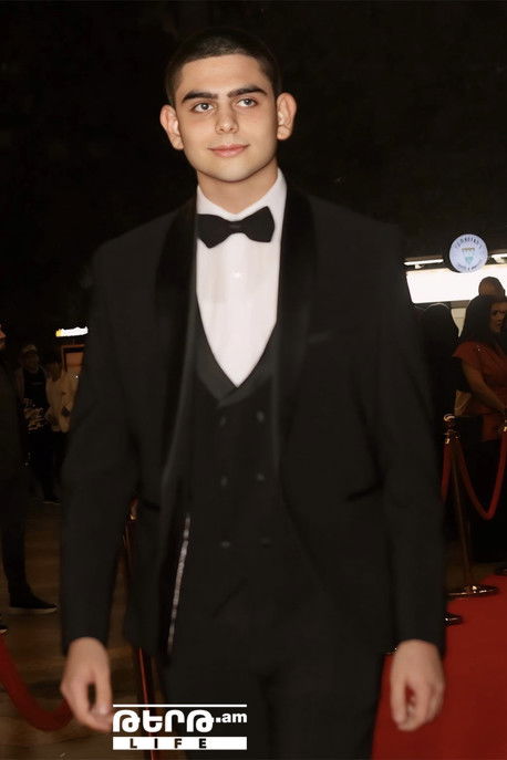 Martin Safaryan as Aharon