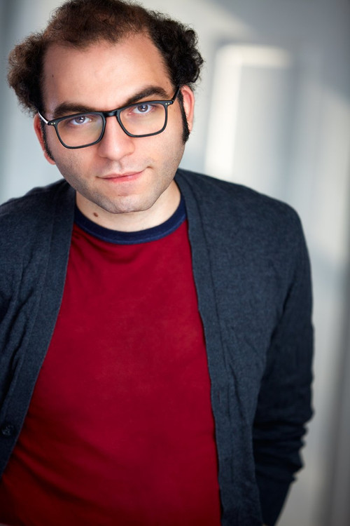 David Bluvband as Scott