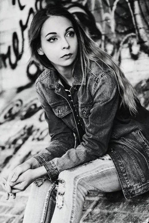 Francesca Mendrino as Detective Bloody Mary