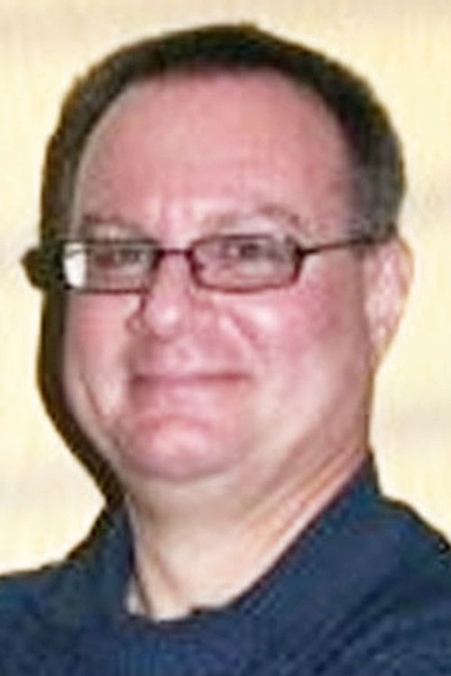 Lonnie Eschler as Himni (voice)