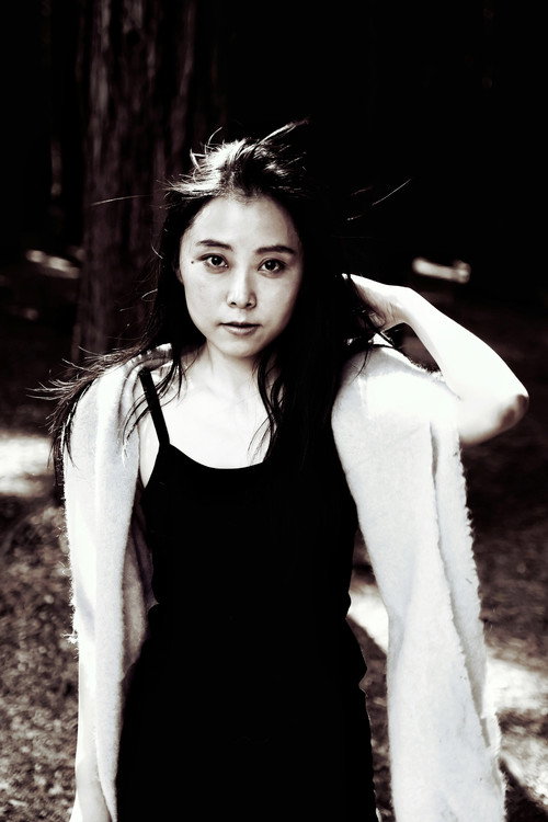 Olivia Wang as Waiter2