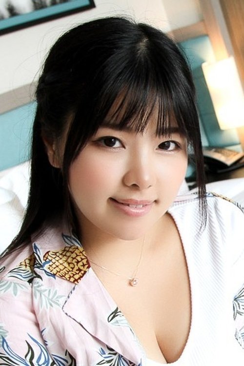 Hana Misora as Hiroko Yamaguchi