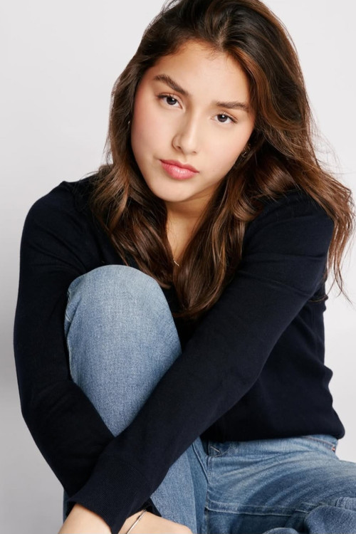 Giordana Petralia as La Bailarina