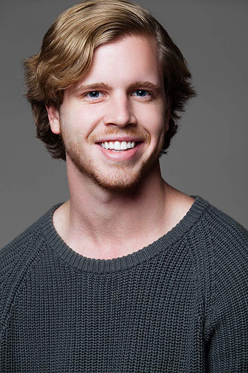 Oscar Mansky as Aaron