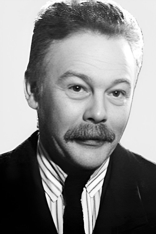 René-Jean Chauffard as Judge